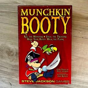 Munchkin booty pirate themed munchkin card game